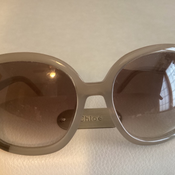 Sunglasses - Picture 3 of 6